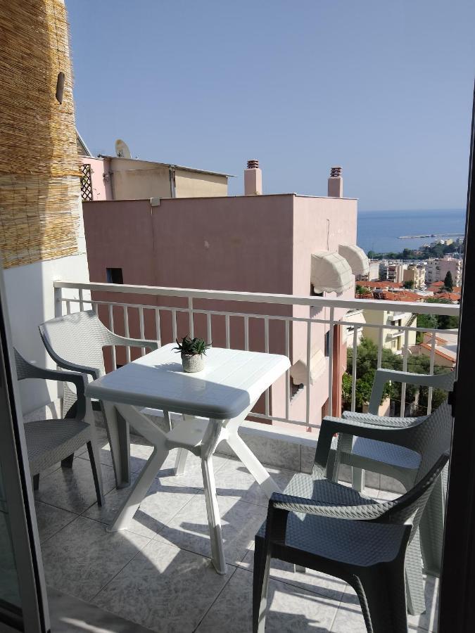 Rafaela'S Apartment Kavala Esterno foto